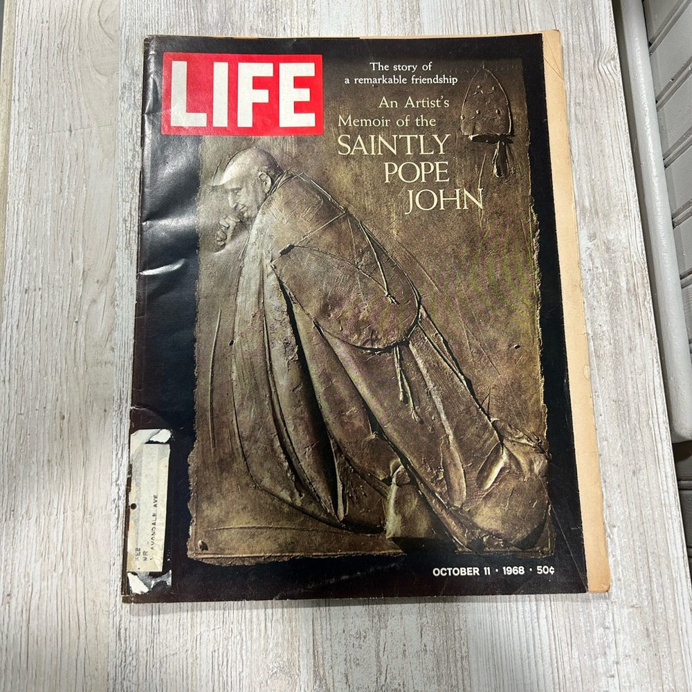 Vintage LIFE Magazine October 1968